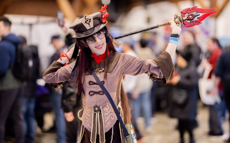 Cosplayer posing on the Vancouver Game Expo show floor